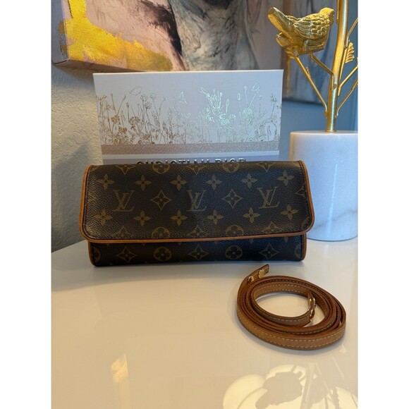 Louis Vuitton Twin GM (COA Included) - Picture 1 of 14